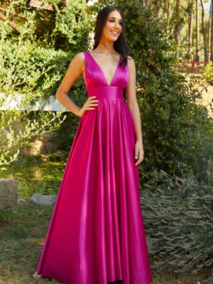 Vestido largo raso falda vuelo fucsia