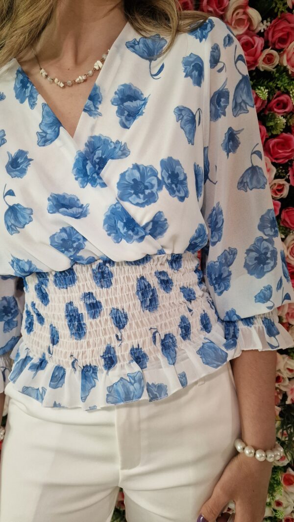 Blusa cruzada estampado floral - Imagen 2