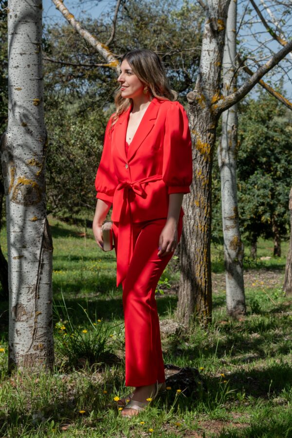 Conjunto chaqueta y pantalón mangas abullonadas y lazo - Imagen 3