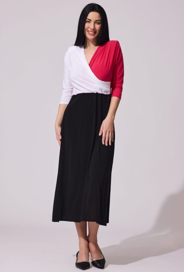 Vestido tricolor escote cruzado blanco, negro y fucsia