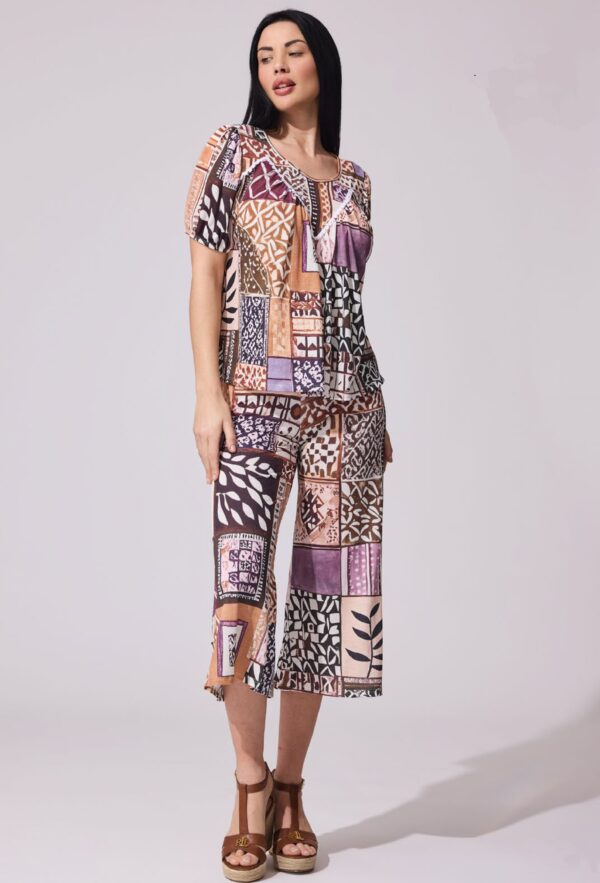 Conjunto blusa y pantalón estampado patchwork tonos tierra