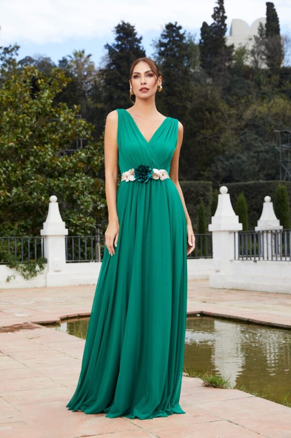Vestido largo tul mangas tipo capa largas - Imagen 3