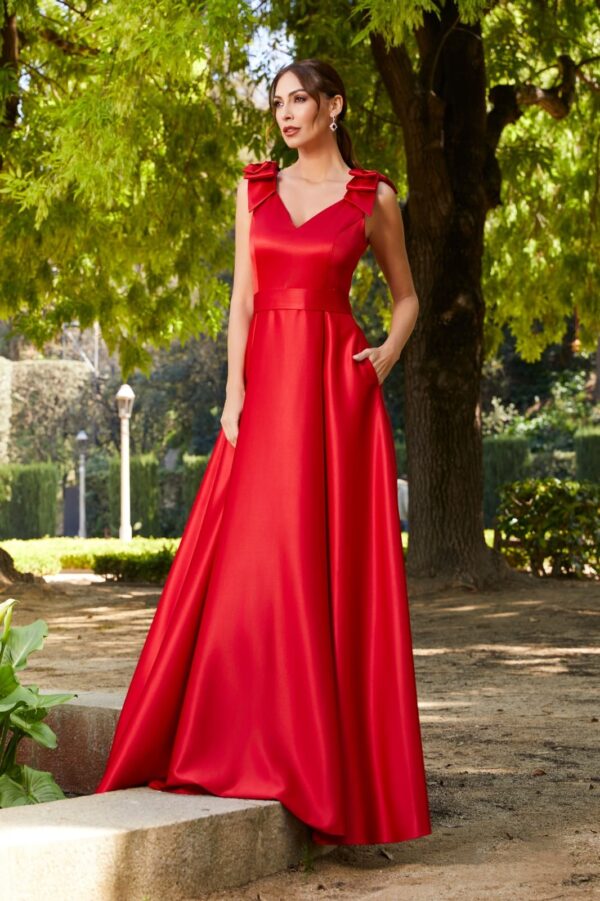 Vestido largo raso moñas hombros