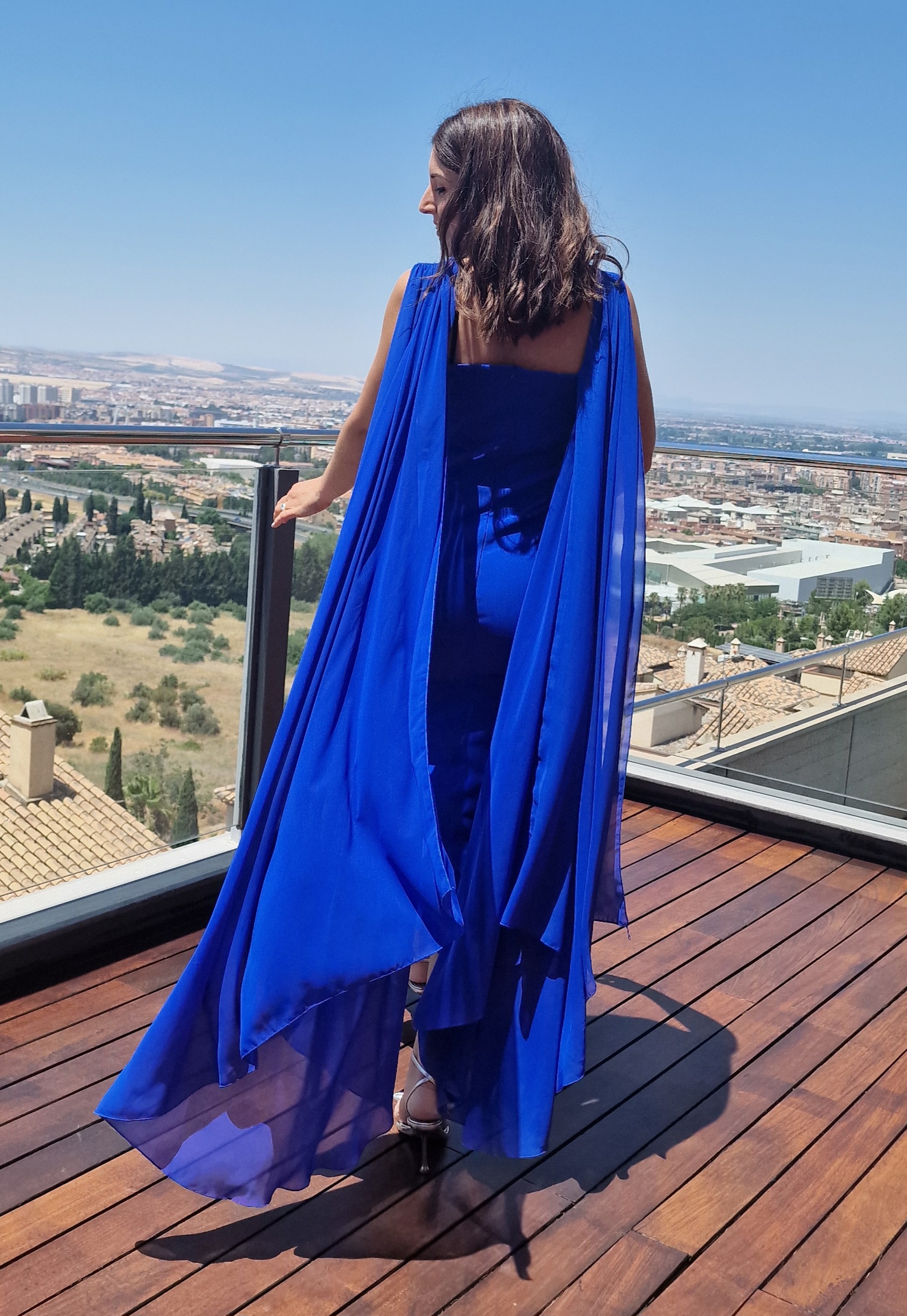 Vestido escote V detalle capa gasa - Imagen 6