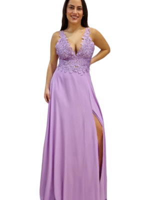 Vestido largo cuerpo encaje con pedrería tirantes y escote V malva