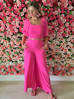 Conjunto top y pantalón ancho fucsia