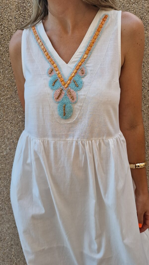 Vestido corto detalle pedreria cuello con bolsillos - Imagen 5