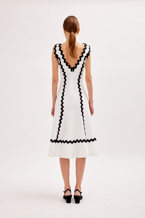 Vestido detalle puntilla rosa - Imagen 4