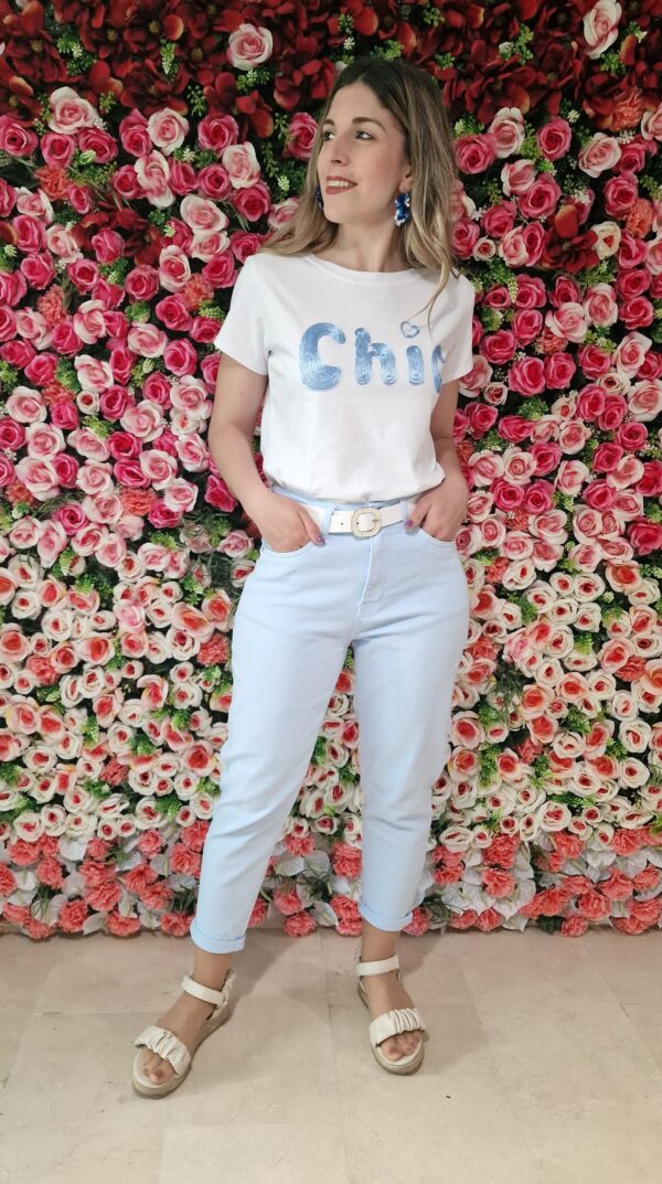Camiseta Chic relieve celeste - Imagen 2