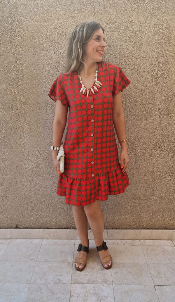 Vestido estampado círculos rojo y verde corto