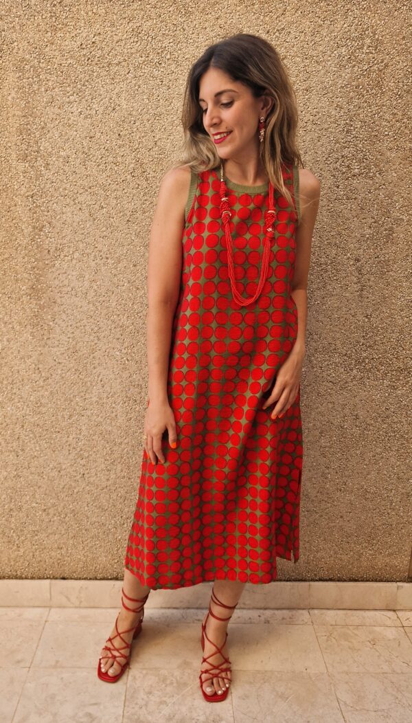 Vestido estampado círculos rojo y verde midi - Imagen 2