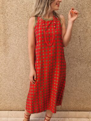 Vestido estampado círculos rojo y verde midi