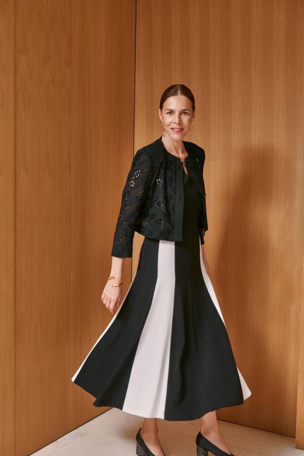 Vestido tirantes franjas blanco y negro - Imagen 2