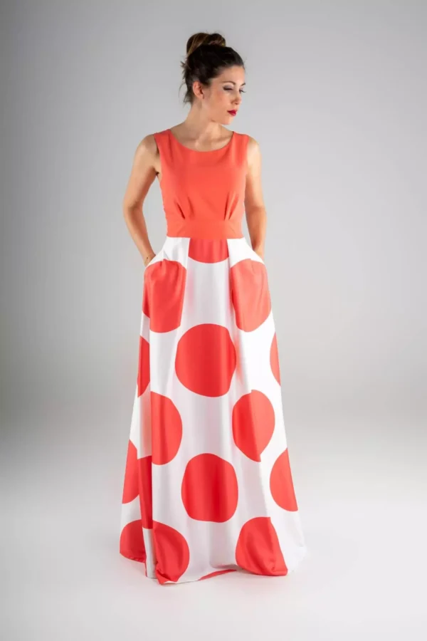 Vestido largo raso falda lunares