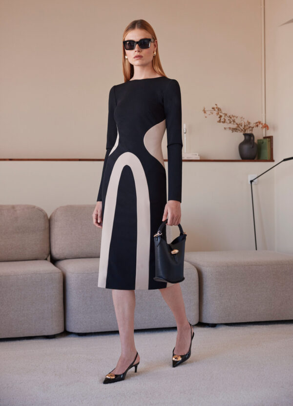 Vestido detalle arcos cintura y falda