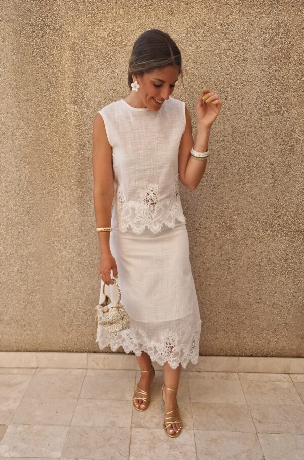 Conjunto top y falda combinado encaje y lino blanco