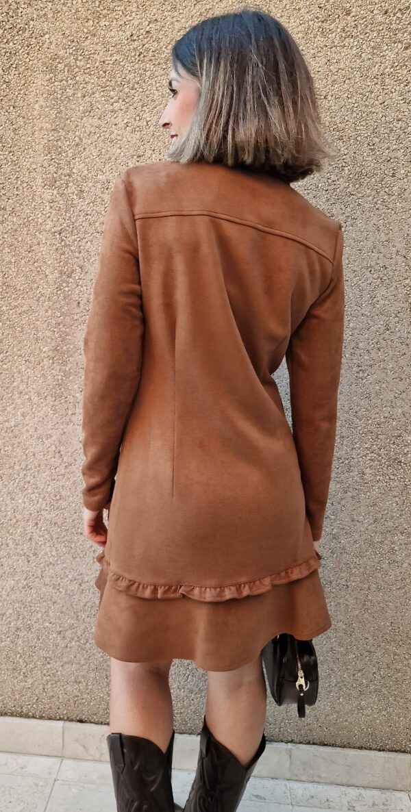 Vestido camisero corto antelina camel - Imagen 5