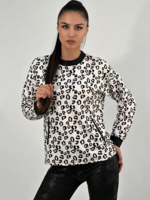 Camiseta animal print blanco y negro cuello y puños polipiel