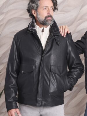 Cazadora cuero pelo en el cuello