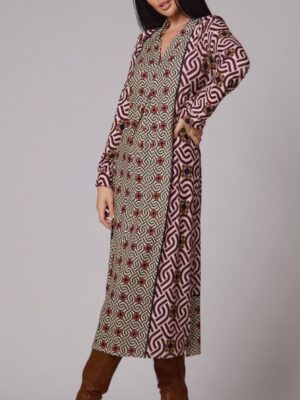 Vestido estampado geométrico cenefa central verde