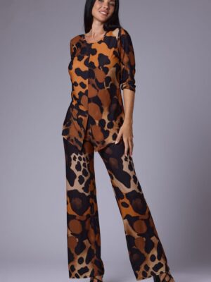 Conjunto blusa y pantalón animal print marrón