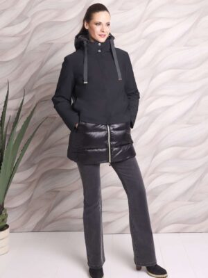 Chaquetón enguatado con capa desmontable negro