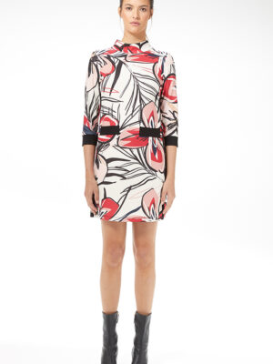 Vestido corto cuello cisne estampado floral rojo