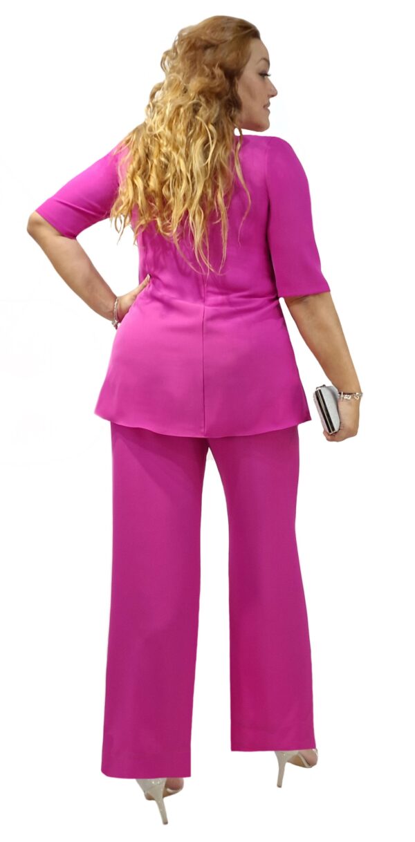 Conjunto blusa cruzada y pantalón - Imagen 4