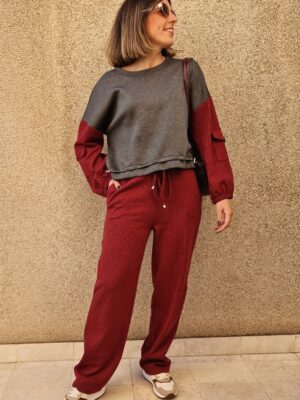 Conjunto sudadera y jogger combinado rayas gris y burdeos