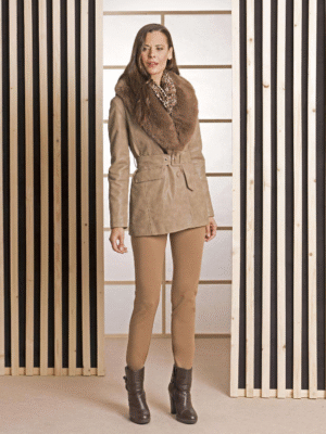 Chaqueta polipiel tres cuartos cuello pelo bison