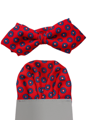 Pajarita roja círculos azules