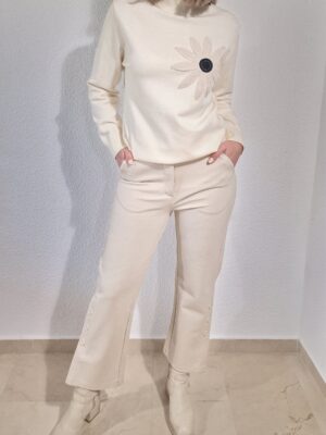 Pantalón punto roma ancho detalle botones laterales