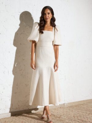 Vestido Jacquard blanco mangas abullonadas