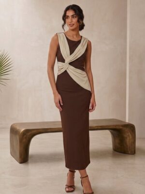 Vestido detalle bandas nudo marrón y beige