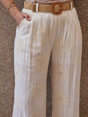 Pantalón rayas y flores crochet