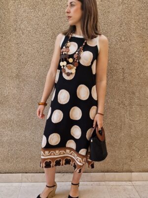 Collar abalorios y círculos madera