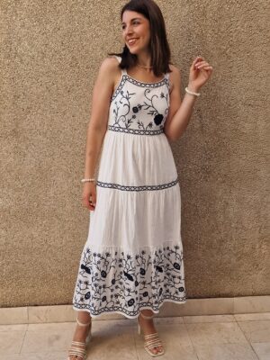 Vestido blanco estampado floral marino