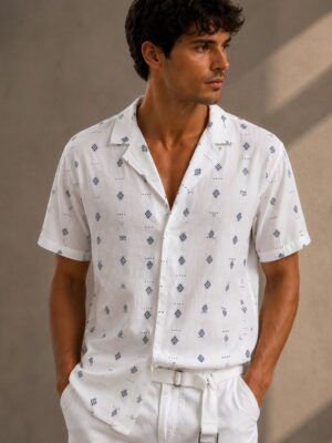 Camisa manga corta rombos y puntos