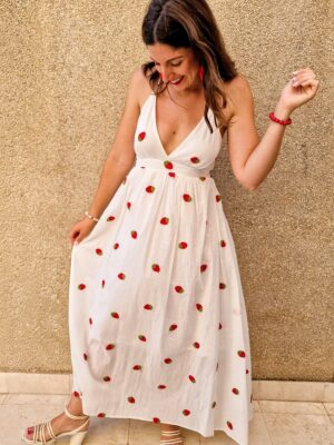 Vestido tirantes fresas